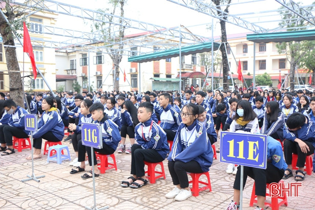 Phiên tòa giả định giúp học sinh TP Hà Tĩnh thấm sâu pháp luật phòng chống ma túy