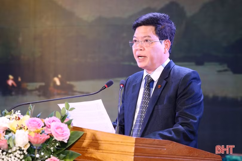 Khai mạc Liên hoan các CLB dân ca ví, giặm Nghệ Tĩnh