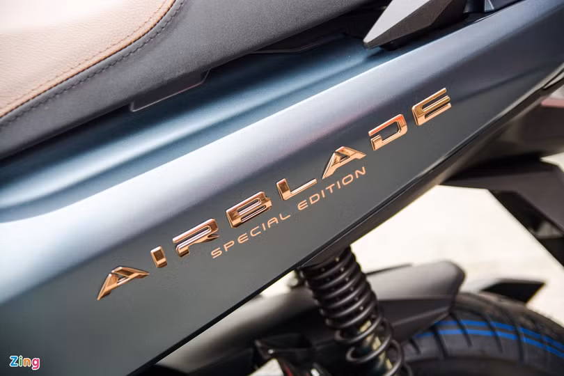 Chi tiết Honda Air Blade phiên bản mới tại đại lý