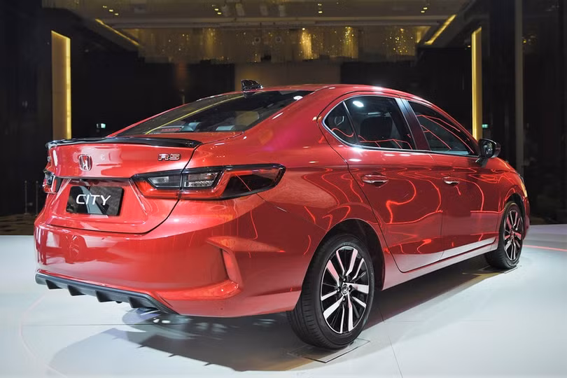 Honda City 2021 gặp khó trước Toyota Vios và Hyundai Accent vì giá cao