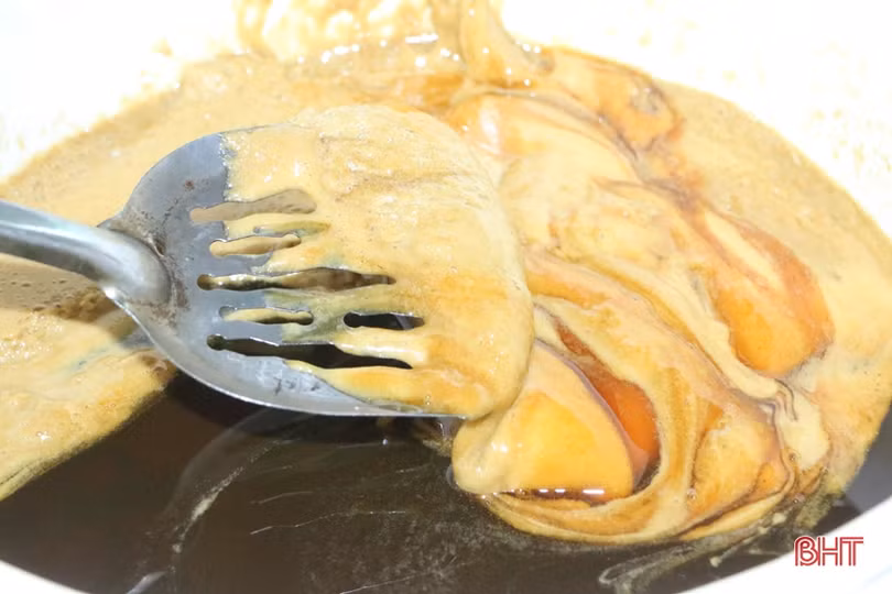 Cận cảnh quy trình làm mật mía ở làng nghề nổi tiếng Hà Tĩnh