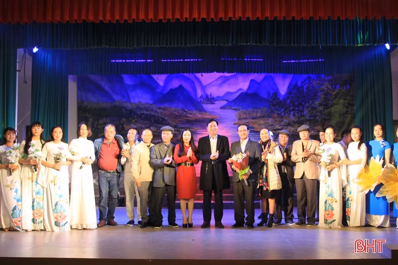 Hà Tĩnh chuẩn bị công diễn chương trình sử thi nghệ thuật “Hãy giữ vững chí khí chiến đấu”