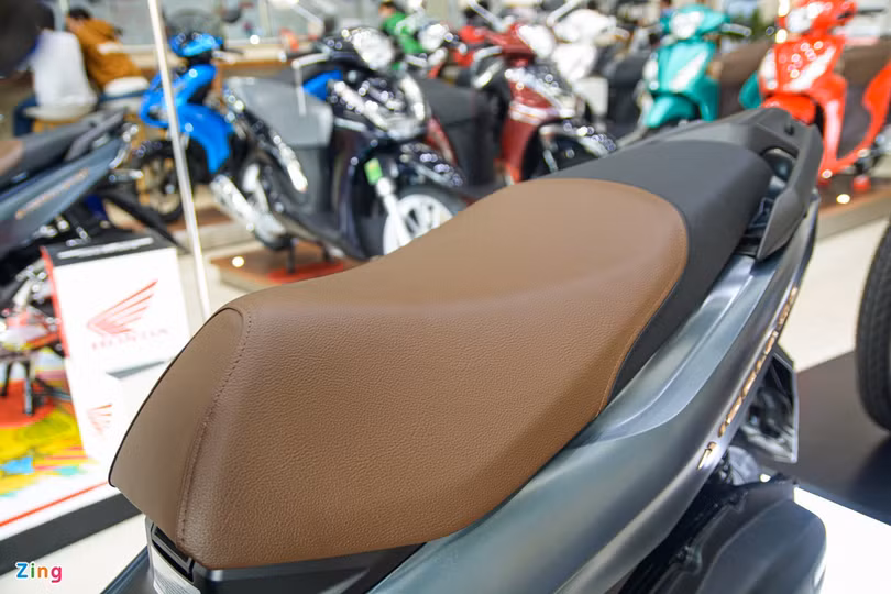 Chi tiết Honda Air Blade phiên bản mới tại đại lý