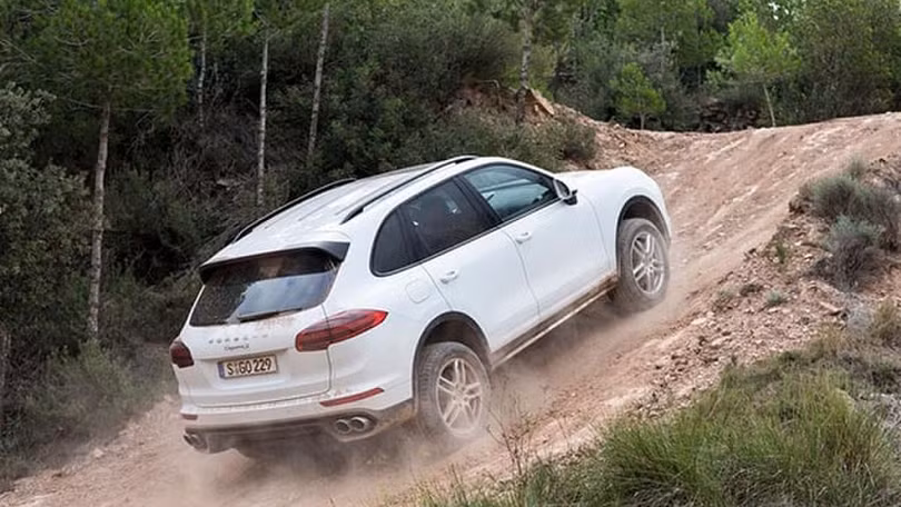 Mẹo giúp lái xe số sàn mượt mà, thuần thục