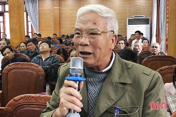 Cán bộ, đảng viên Đức Thọ thẳng thắn đối thoại với người đứng đầu huyện