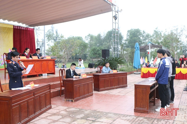 Phiên tòa giả định giúp học sinh TP Hà Tĩnh thấm sâu pháp luật phòng chống ma túy