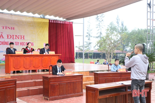 Phiên tòa giả định giúp học sinh TP Hà Tĩnh thấm sâu pháp luật phòng chống ma túy