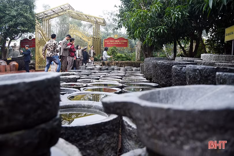 Văn nghệ sĩ đi thực tế sáng tác “Nông thôn Hà Tĩnh - Xưa và nay”