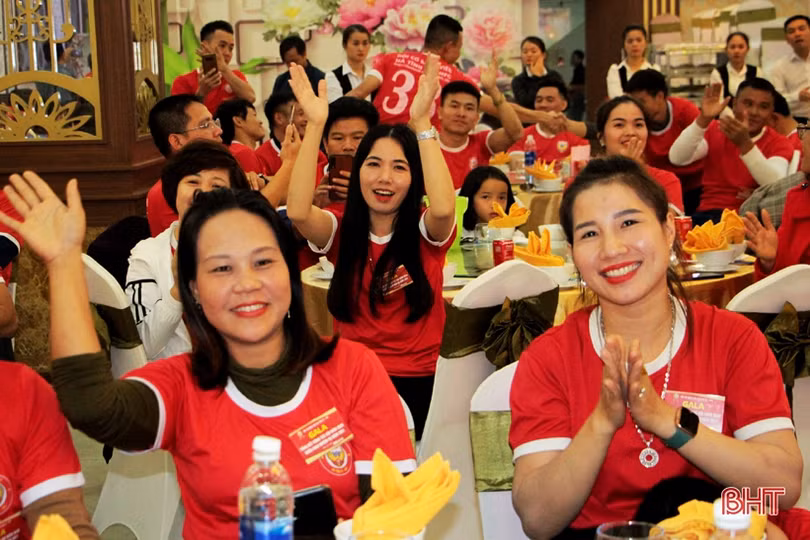 Thành công của CLB Hồng Lĩnh Hà Tĩnh có sự đóng góp quan trọng của Hội Cổ động viên