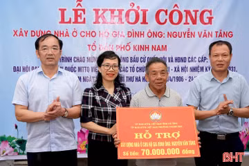 Thêm nhiều hộ nghèo phường Thành Sen được hỗ trợ xây dựng nhà ở