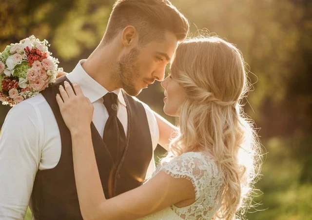 Yêu em vì chỉ biết đó là em - sự khích lệ chứa chất phiêu lưu