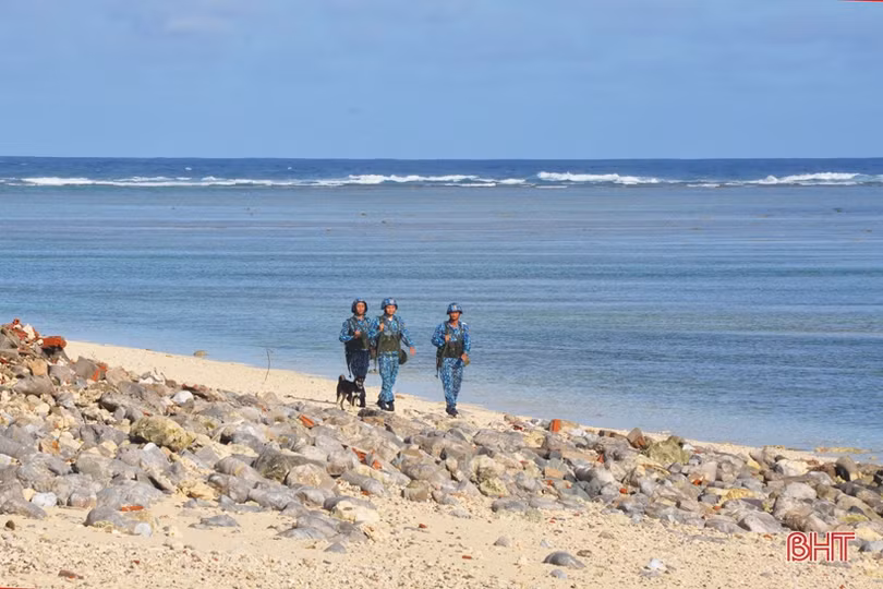 Sơn Ca - hòn ngọc xanh của Trường Sa