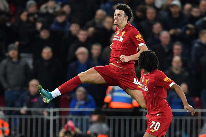 Dùng đội hình 2, Liverpool vẫn đi tiếp tại FA Cup