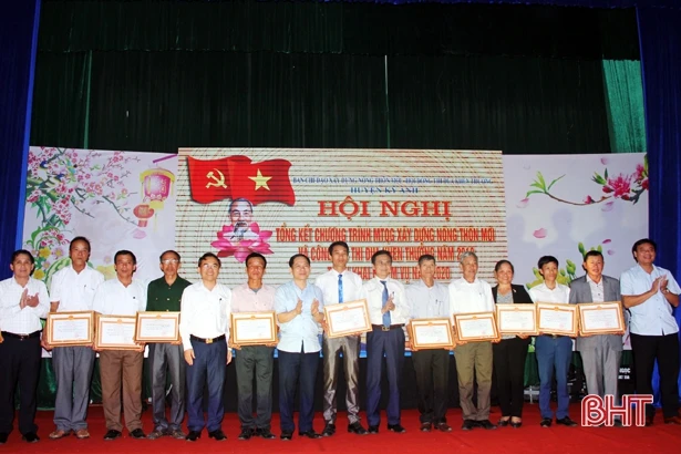 Xây dựng nông thôn mới ở huyện Kỳ Anh đi vào chiều sâu, đạt kết quả khá toàn diện