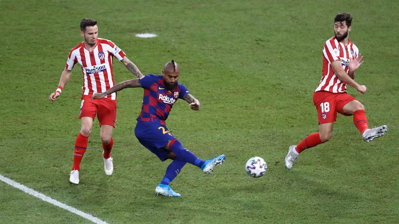 Hai lần bị từ chối bàn thắng, Barca lỡ hẹn Real ở chung kết Siêu cúp