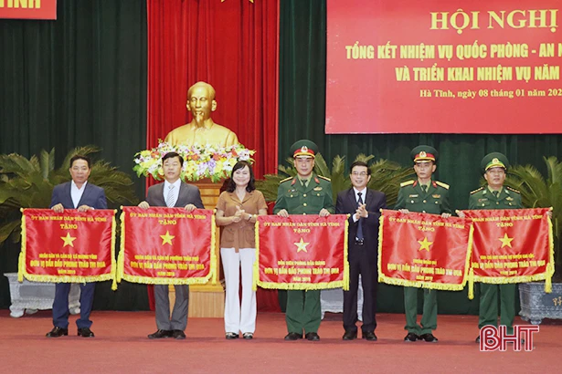 Duy trì trực sẵn sàng chiến đấu, đảm bảo an toàn cho nhân dân vui Tết đón Xuân