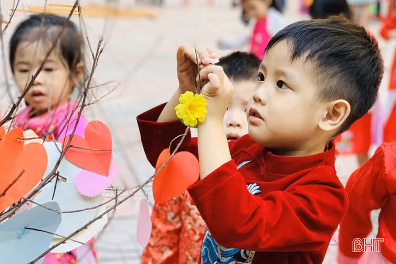 Học sinh mầm non Trí Đức vui hội chợ chào xuân 2020