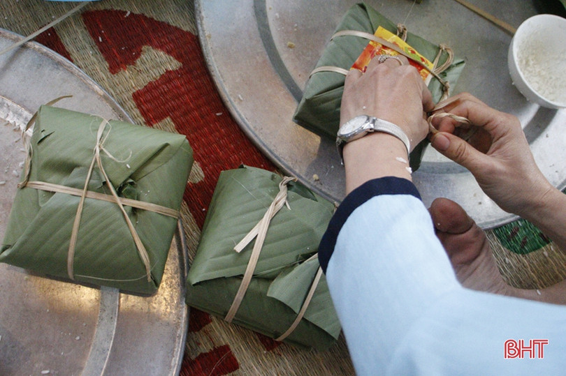 Thi gói bánh chưng ngày tết