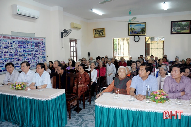 Lãnh đạo tỉnh Hà Tĩnh chúc tết các cơ sở nuôi dưỡng người có công, bảo trợ xã hội