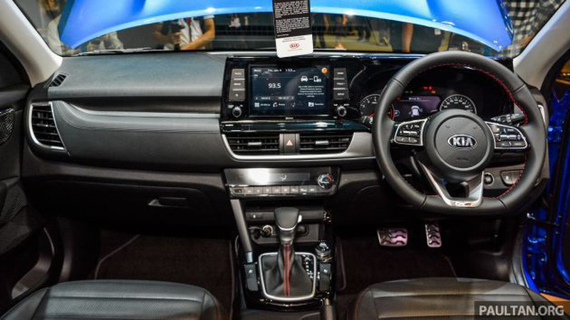 Cận cảnh Kia Seltos vừa trình làng