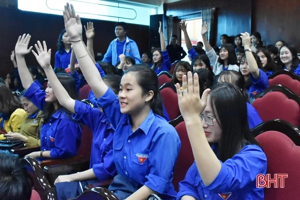 Sắt son niềm tin với Đảng