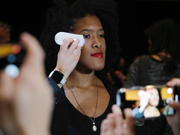 Loạt sản phẩm kỳ lạ tại CES 2020 ảnh 13 Loạt sản phẩm kỳ lạ tại CES 2020