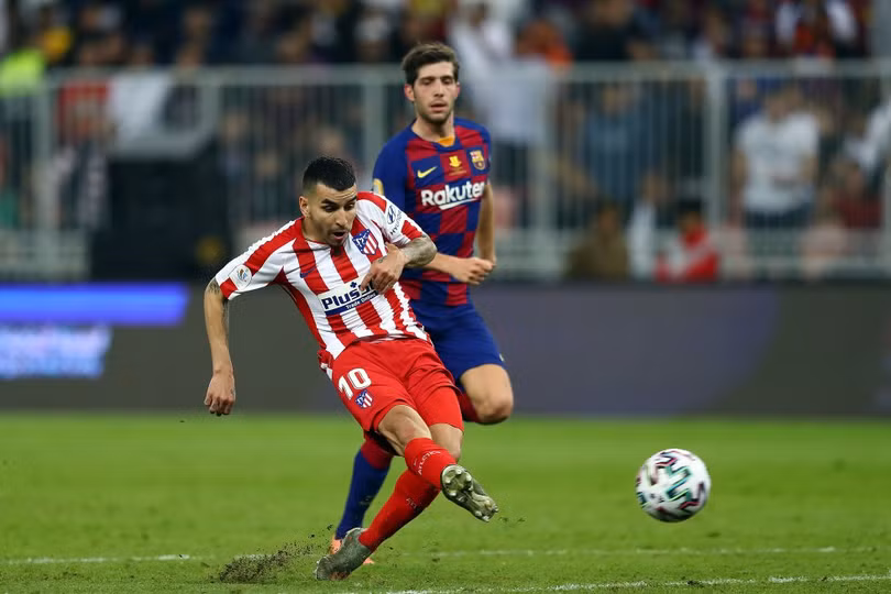 Hai lần bị từ chối bàn thắng, Barca lỡ hẹn Real ở chung kết Siêu cúp