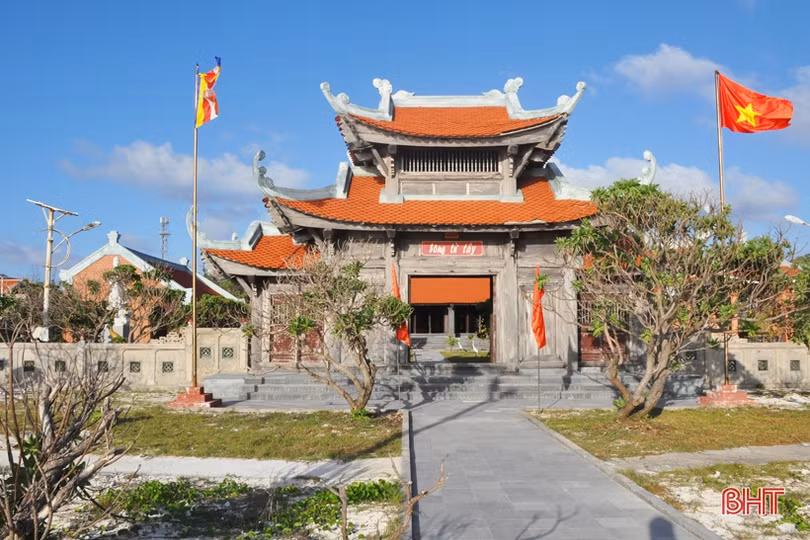 Bình yên xã đảo Song Tử Tây qua ống kính PV Báo Hà Tĩnh