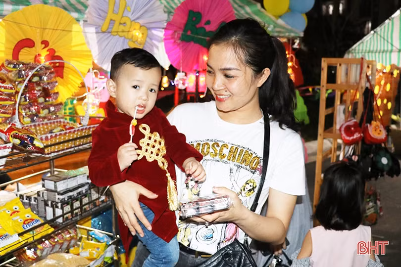 Học sinh mầm non Trí Đức vui hội chợ chào xuân 2020