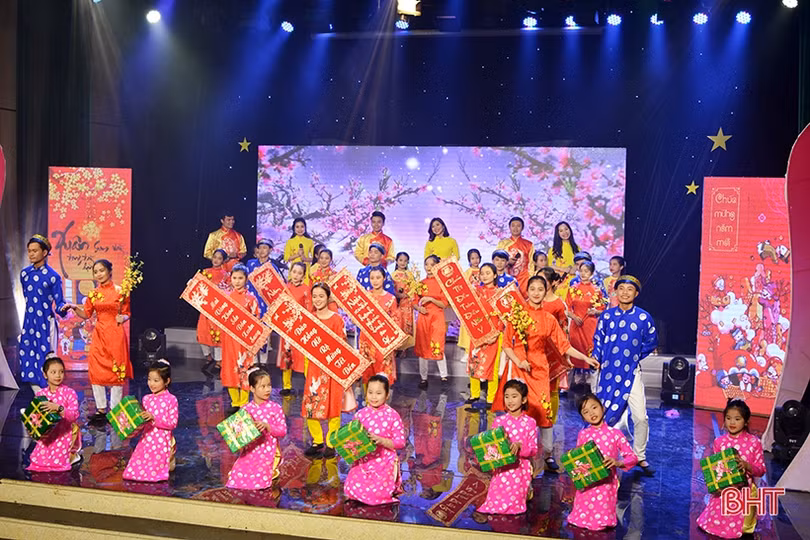 Các doanh nghiệp, nhà hảo tâm ủng hộ Quỹ vì người nghèo Hà Tĩnh hơn 115 tỷ đồng