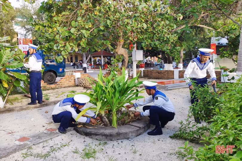 Sơn Ca - hòn ngọc xanh của Trường Sa