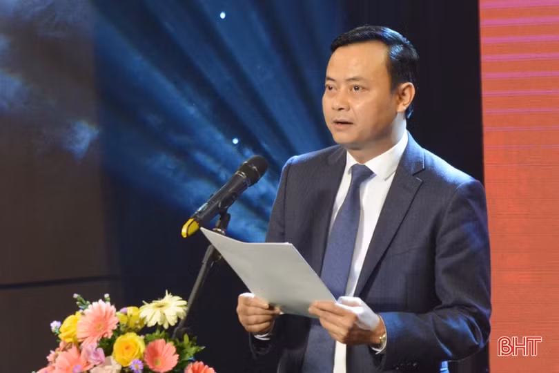 Các doanh nghiệp, nhà hảo tâm ủng hộ Quỹ vì người nghèo Hà Tĩnh hơn 115 tỷ đồng