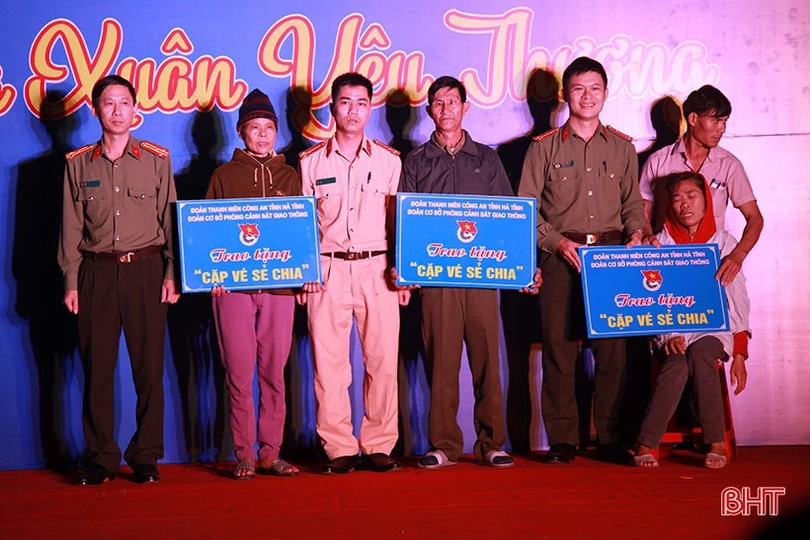 Ấm áp chương trình “Mùa xuân yêu thương” với bệnh nhân nghèo Hà Tĩnh