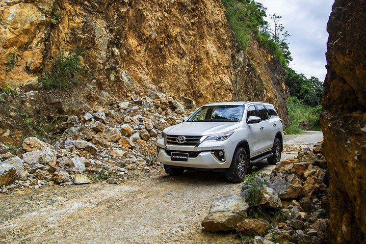 toyota bùng nổ khuyến mại cuối năm hình 3 Toyota bùng nổ khuyến mại cuối năm