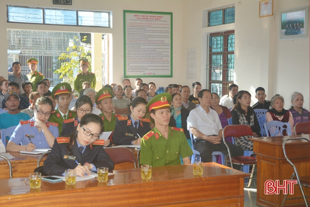 Án tích “đầy mình”, tiếp tục mua ma túy về phê