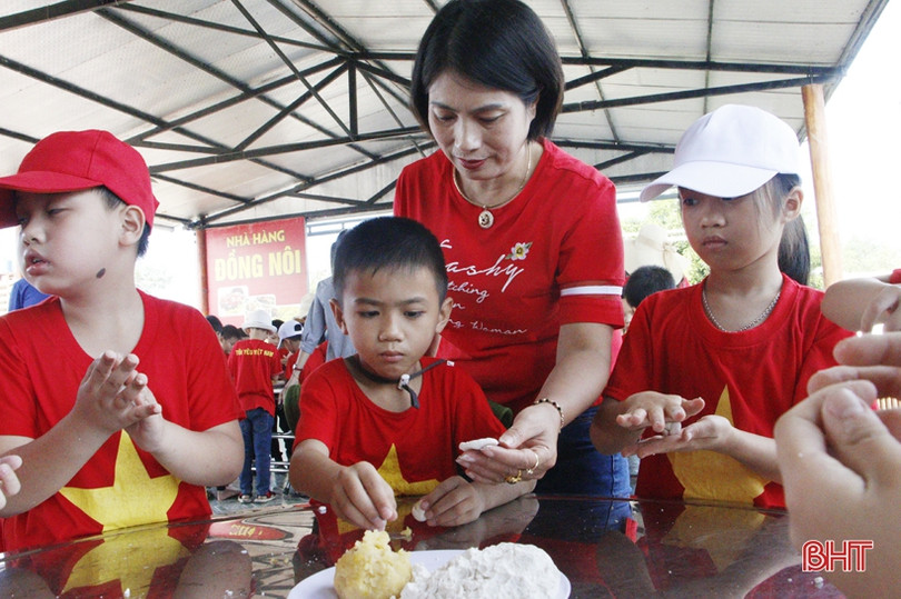 Đồng Nôi “hút” khách trong tuần đầu năm 2020