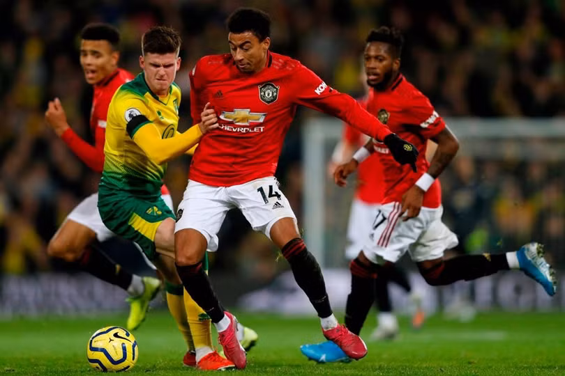 Vòng 22 Ngoại hạng Anh: Mourinho có cách gì cản bước Liverpool?