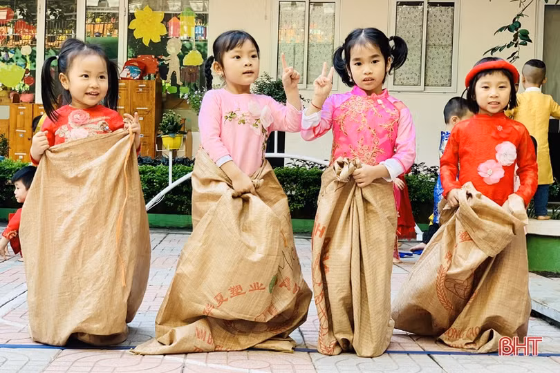 Học sinh mầm non Trí Đức vui hội chợ chào xuân 2020