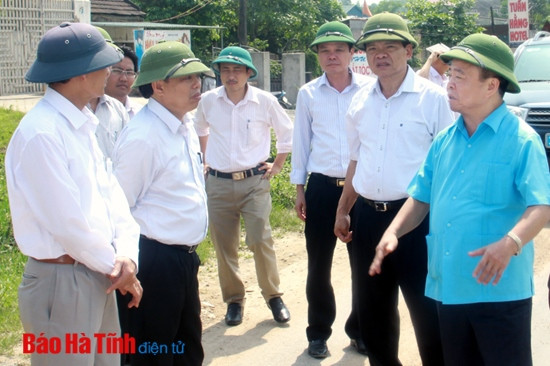 Sớm tháo dỡ các công trình xây dựng trái phép trong KKT Vũng Áng ảnh 2