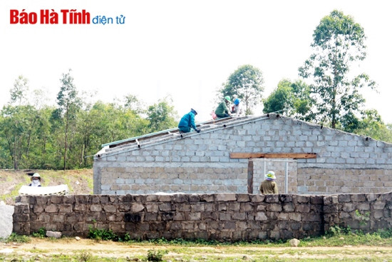 Sớm tháo dỡ các công trình xây dựng trái phép trong KKT Vũng Áng ảnh 4