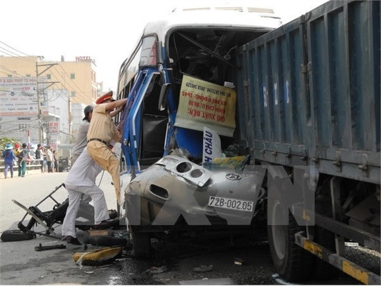 73 người thương vong vì tai nạn giao thông trong 2 ngày nghỉ lễ ảnh 1 73 người thương vong vì tai nạn giao thông trong 2 ngày nghỉ lễ ảnh 1