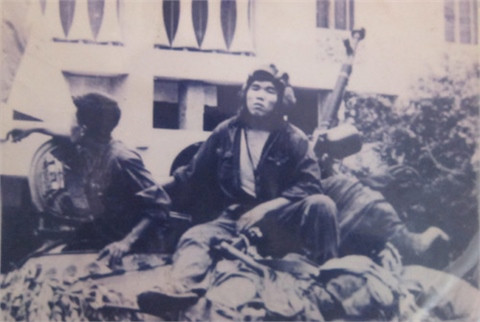 Chuyện của người lính pháo thủ trên chiếc xe tăng 390 ảnh 1