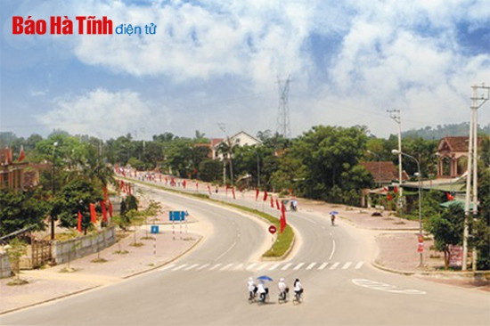 Đường về Tùng Ảnh. Ảnh: Thanh Hoài Đường về Tùng Ảnh. Ảnh: Thanh Hoài