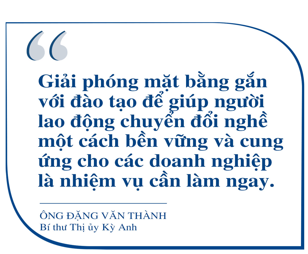 Giải phóng mặt bằng Khu kinh tế Vũng Áng - khi cả hệ thống chính trị vào cuộc (bài cuối): Tạo việc làm bền vững, nâng cao chất lượng cuộc sống người dân ảnh 14 Giải phóng mặt bằng Khu kinh tế Vũng Áng - khi cả hệ thống chính trị vào cuộc (bài cuối): Tạo việc làm bền vững, nâng cao chất lượng cuộc sống người dân