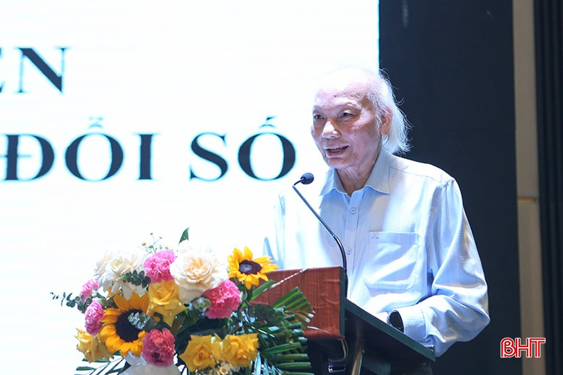 GS. TSKH Nguyễn Mại - Chủ tịch Hiệp hội các nhà đầu tư nước ngoài trình bày tham luận: "Hà Tĩnh hướng đến du lịch xanh, chuyển đổi số". bqbht_br_a4.jpg