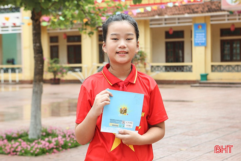 Em Nguyễn Uyên Chi - học sinh lớp 5A2 (Trường Tiểu học thị trấn Xuân An). a5.jpg