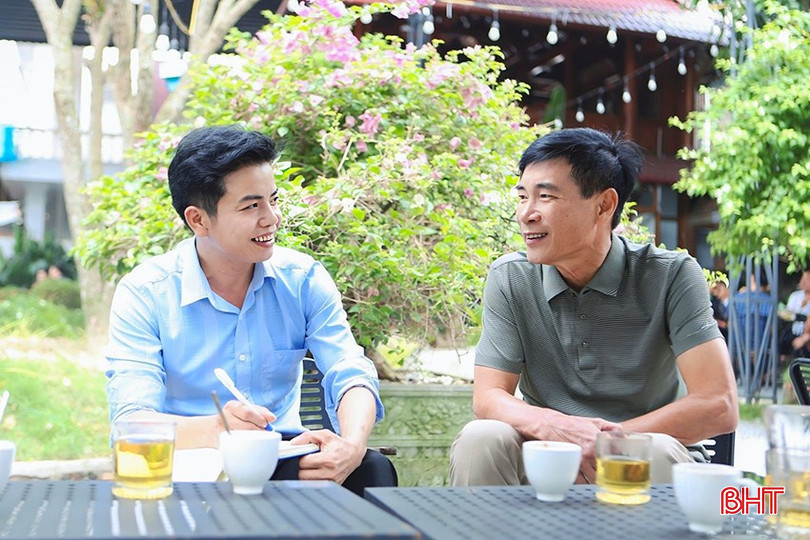 Ông Nguyễn Minh Trang trò chuyện với phóng viên về quá trình nỗ lực xây dựng KDL sinh thái Đá Bạc Eco. bqbht_br_c1.jpg