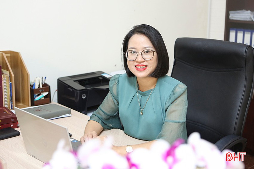 Chị Hồ Minh Hằng - Trưởng phòng Văn hóa - Thông tin thị xã Kỳ Anh. bqbht_br_a2-8739.jpg