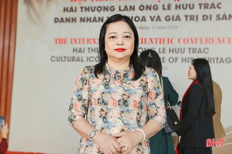 BSCKI Bùi Thị Mai Hương – Giám đốc Bệnh viện Y học cổ truyền Hà Tĩnh. bqbht_br_a4.jpg