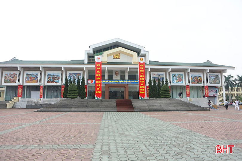Trung tâm Văn hóa - Điện ảnh tỉnh chuẩn bị cơ sở vật chất cần thiết để các đơn vị Trung ương thực hiện các hoạt động trong chuỗi sự kiện. bqbht_br_a6.jpg